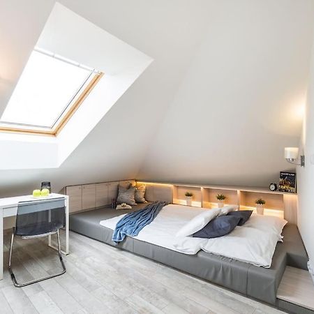 Modern & New Place Next To Wawel Castle & Vistula Cracóvia Exterior foto