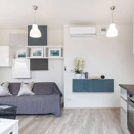 Modern & New Place Next To Wawel Castle & Vistula Cracóvia Exterior foto